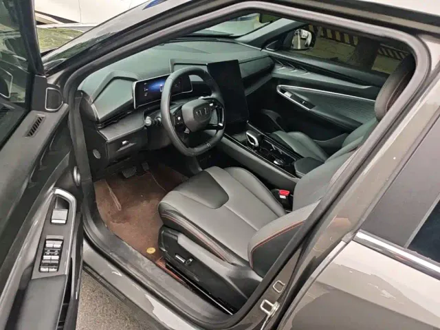 Geely Boyue — Фото автомобиля 15