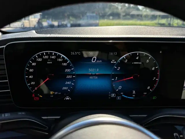 Mercedes-Benz GLE-Class — Фото автомобиля 12
