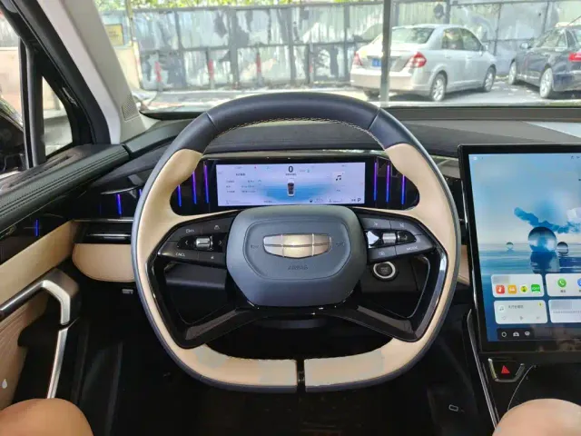 Geely Boyue L — Фото автомобиля 6