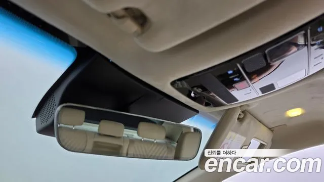 Hyundai Grandeur GN7 — Фото автомобиля 30