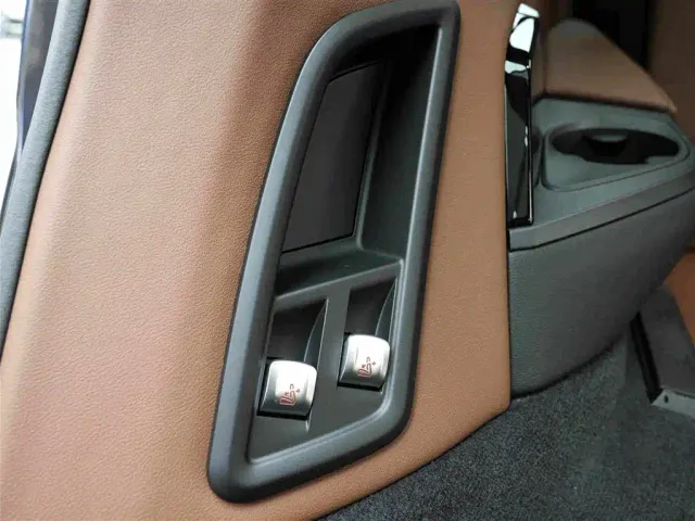 BMW X7 — Фото автомобиля 18