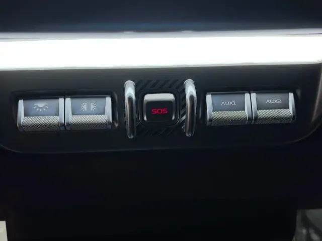iCAR V27 — Фото автомобиля 13