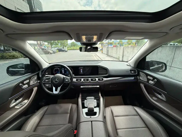 Mercedes-Benz GLE-Class — Фото автомобиля 11