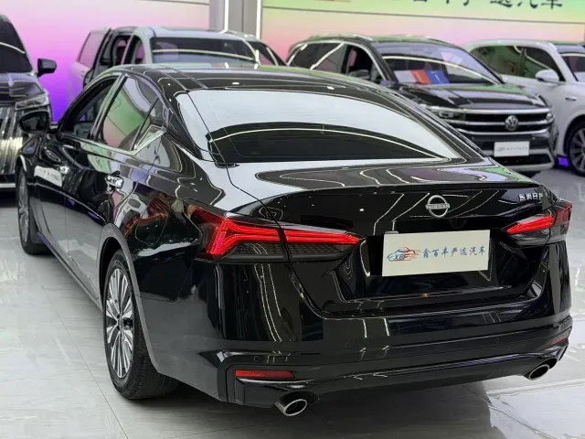 Nissan Teana — Фото автомобиля 8