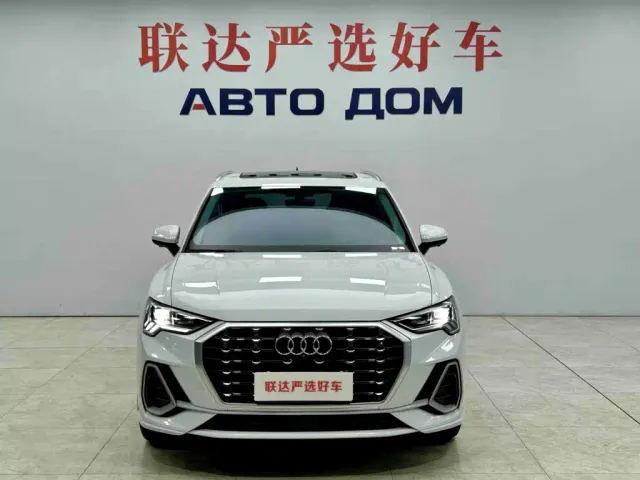 Audi Q3 — Фото автомобиля 3