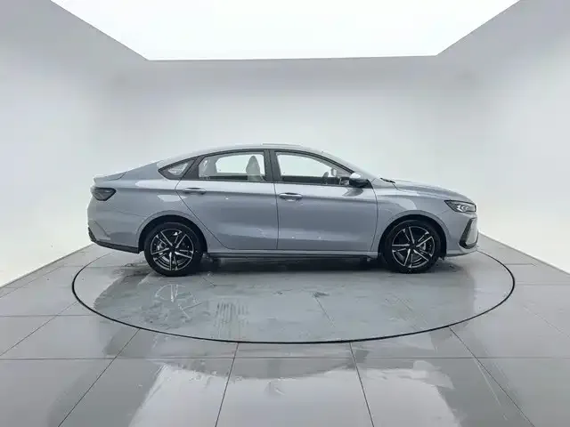 Geely Binrui — Фото автомобиля 7
