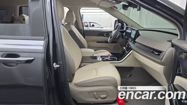 Kia Carnival 4th Gen — Фото автомобиля 16