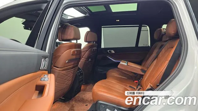 BMW X7 G07 — Фото автомобиля 12