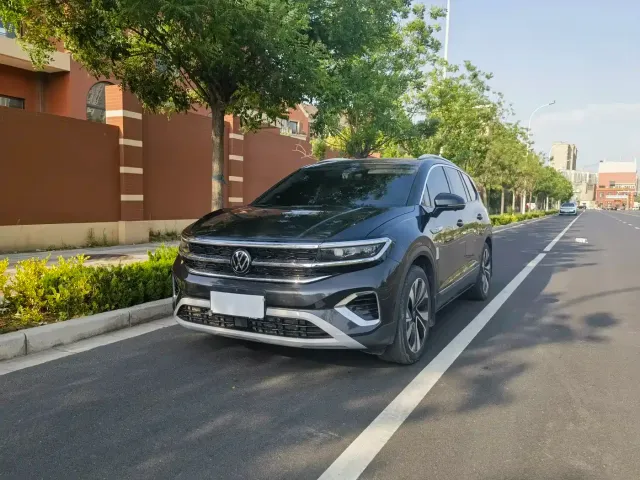 Фотография автомобиля — Volkswagen Talagon