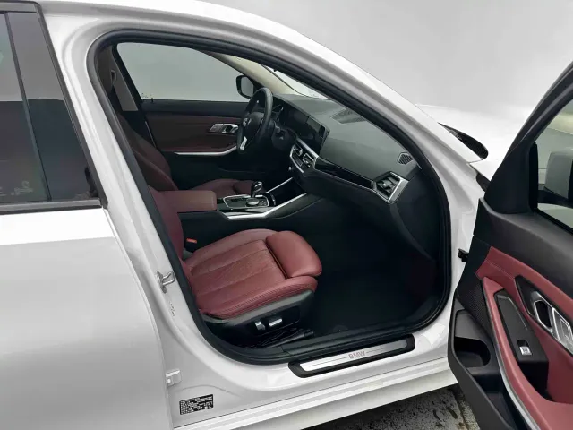 BMW 3 Series — Фото автомобиля 7