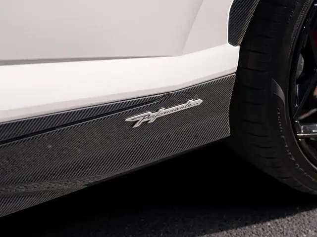 Lamborghini Urus — Фото автомобиля 4