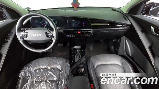 Kia Niro — Фото автомобиля 7