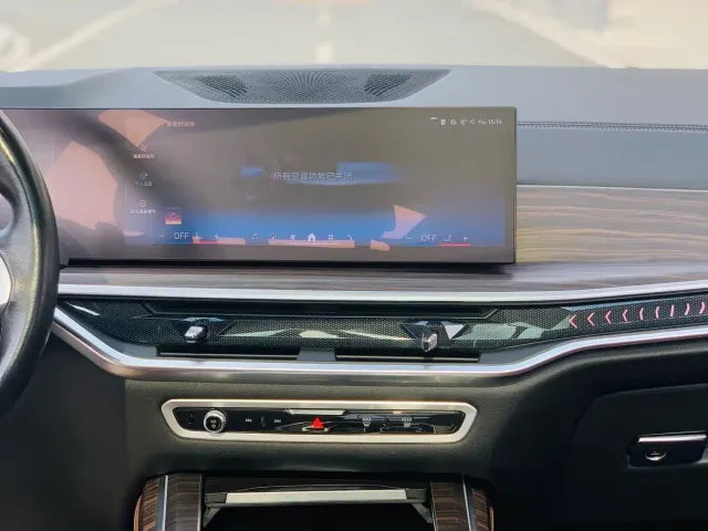 BMW X7 — Фото автомобиля 21