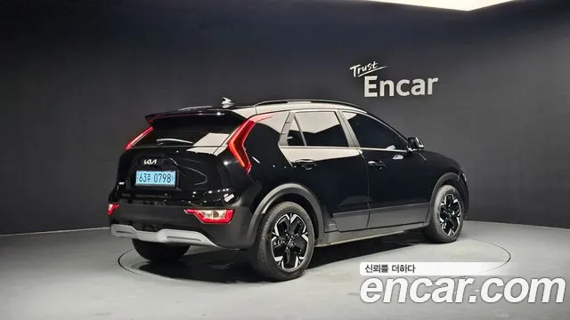 Kia Niro All Niro EV Air — Фото автомобиля 2