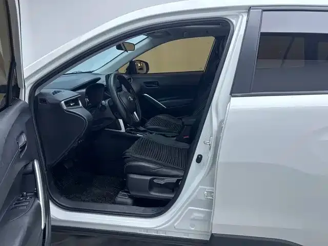 Toyota Frontlander — Фото автомобиля 10