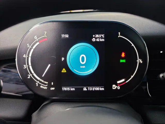 MINI Hatch — Фото автомобиля 11