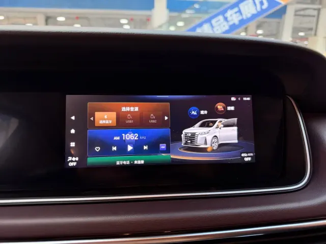 GAC Trumpchi M6 — Фото автомобиля 12