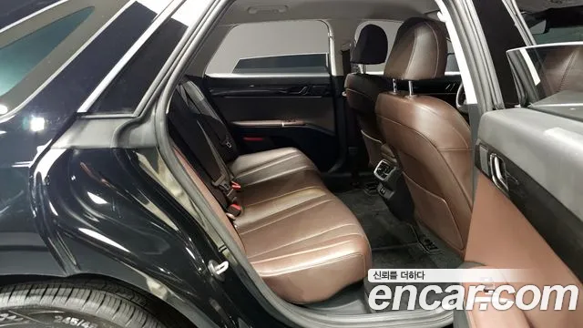 Hyundai Grandeur — Фото автомобиля 11
