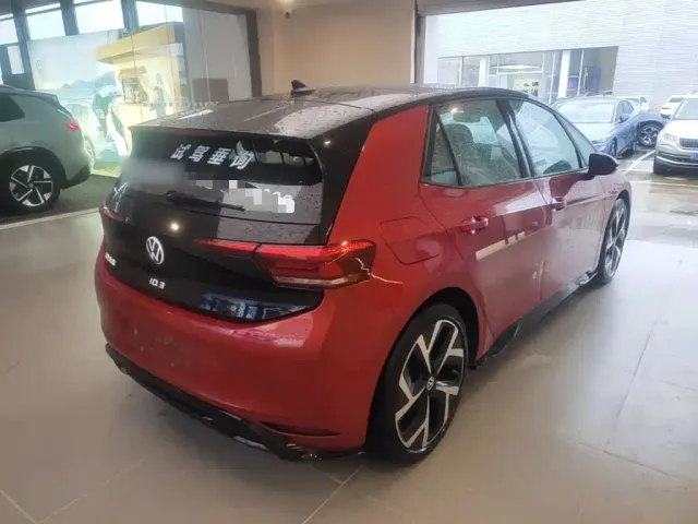 Volkswagen ID.3 — Фото автомобиля 6