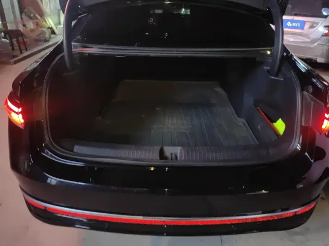 Volkswagen Passat — Фото автомобиля 4
