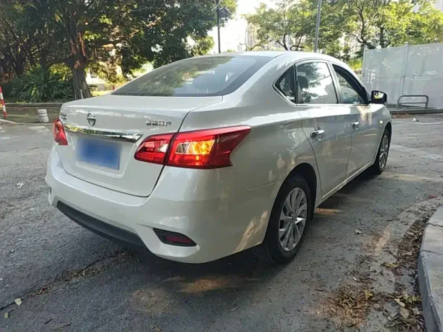 Nissan Sylphy — Фото автомобиля 6