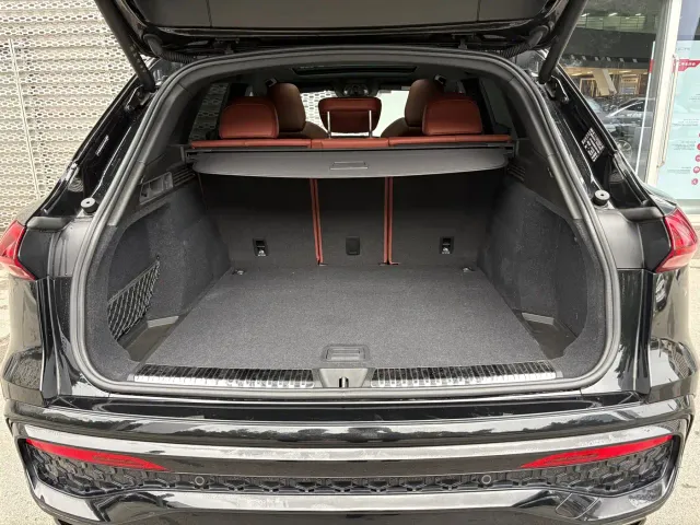 Audi Q5L — Фото автомобиля 12