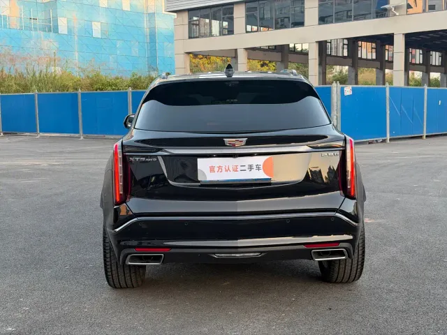 Cadillac XT5 — Фото автомобиля 11