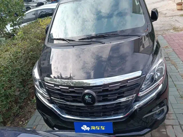 Forthing Fengxing M7 — Фото автомобиля 2