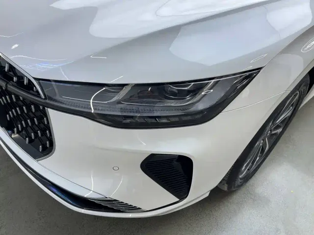 Lincoln Lincoln Z 2025 2.0T Premium Edition — Фото автомобиля 30