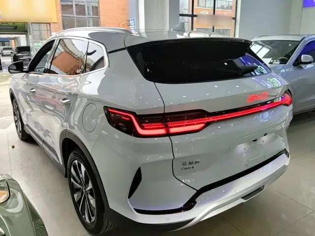 BYD Song PLUS — Фото автомобиля 4