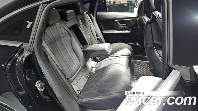 Mercedes-Benz EQE V295 — Фото автомобиля 17