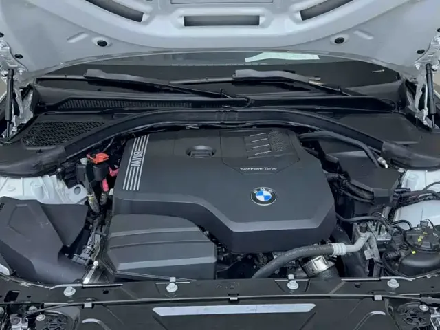 BMW 3 Series — Фото автомобиля 21