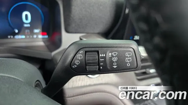 Ford Explorer — Фото автомобиля 22