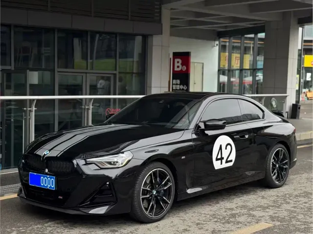 Фотография автомобиля — BMW M240i