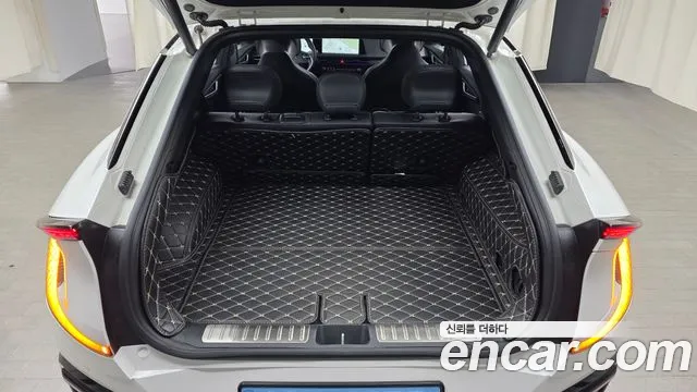 Kia EV6 — Фото автомобиля 17