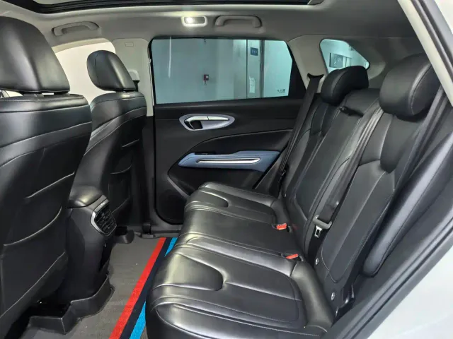 Bestune T90 — Фото автомобиля 7