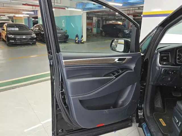 GAC Trumpchi M8 — Фото автомобиля 7