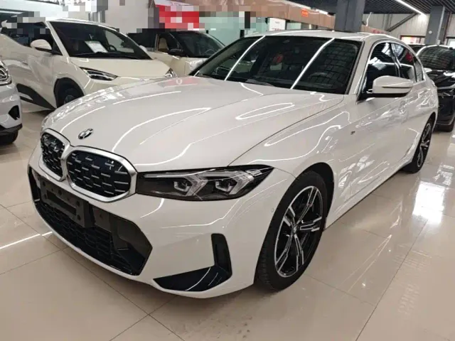 Фотография автомобиля — BMW 3 Series
