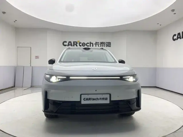 Leapmotor C16 — Фото автомобиля 3