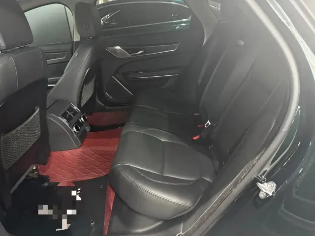 Jaguar Jaguar XFL 2021 XFL 2.0T P250 2WD Premium Luxury Edition — Фото автомобиля 6