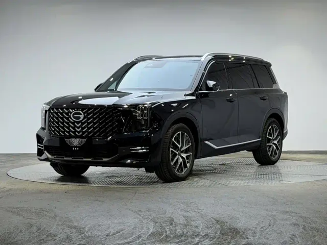 Фотография автомобиля — GAC Trumpchi GS8