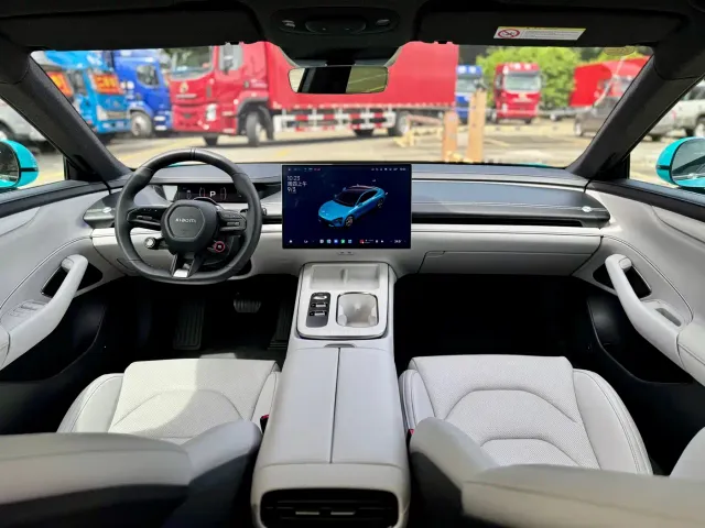 Xiaomi SU7 — Фото автомобиля 9
