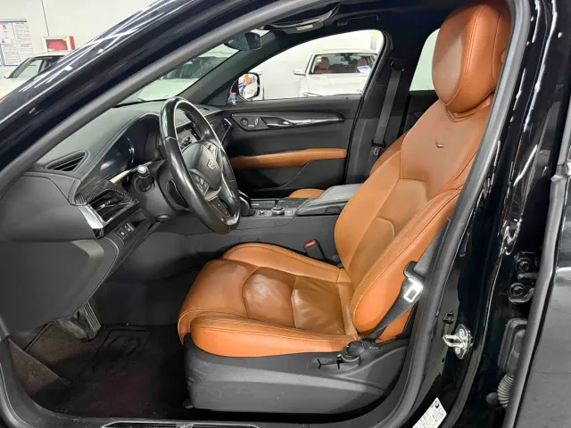Cadillac CT6 — Фото автомобиля 9