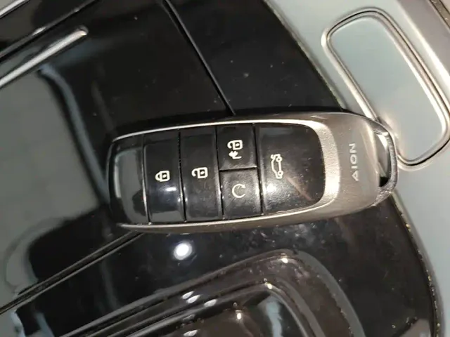 GAC Aion S Plus — Фото автомобиля 8