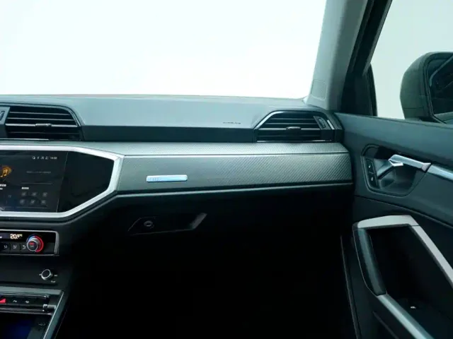 Audi Q3 — Фото автомобиля 18