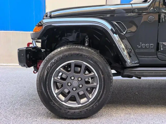Jeep Gladiator — Фото автомобиля 6