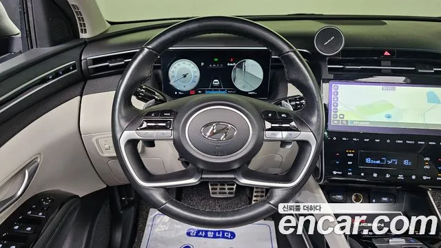 Hyundai Tucson Tucson (NX4) Бензин 1.6 турбо 2WD — Фото автомобиля 13