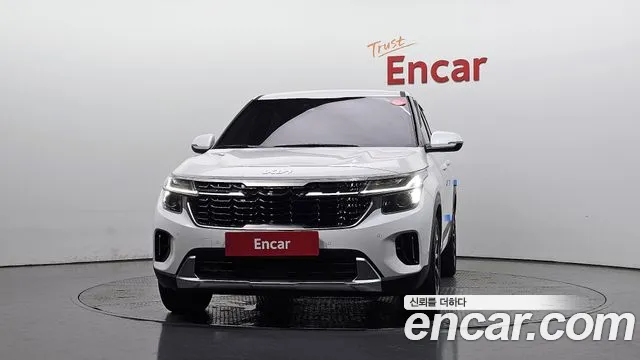 Kia Seltos — Фото автомобиля 3