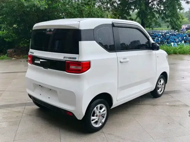 Wuling Hongguang Mini EV — Фото автомобиля 4