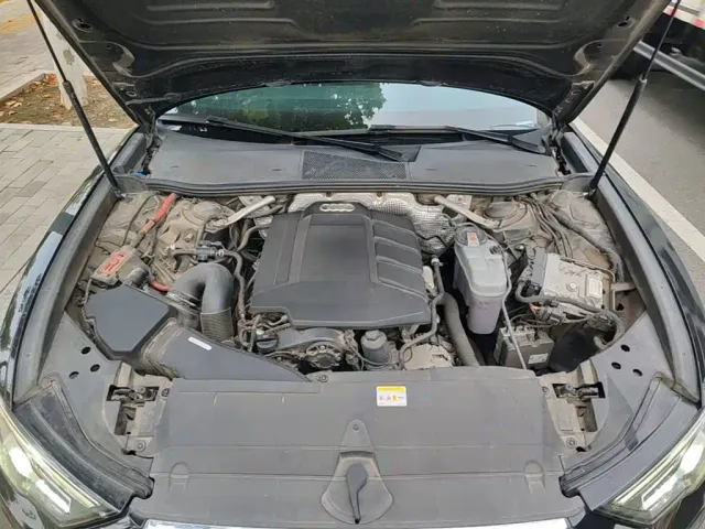 Audi A6L — Фото автомобиля 19